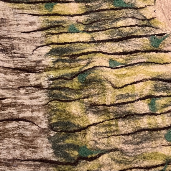 Wool shawl - Floral Wool & Silk shawl very soft & warm Hand crafted L 74”
W 24” - Picture 12 of 13